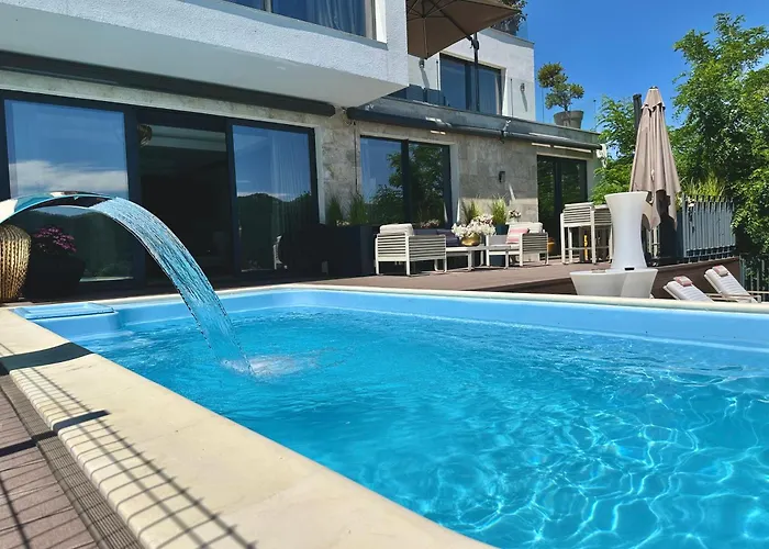 Imperia Luxury Residence (Adults Only)